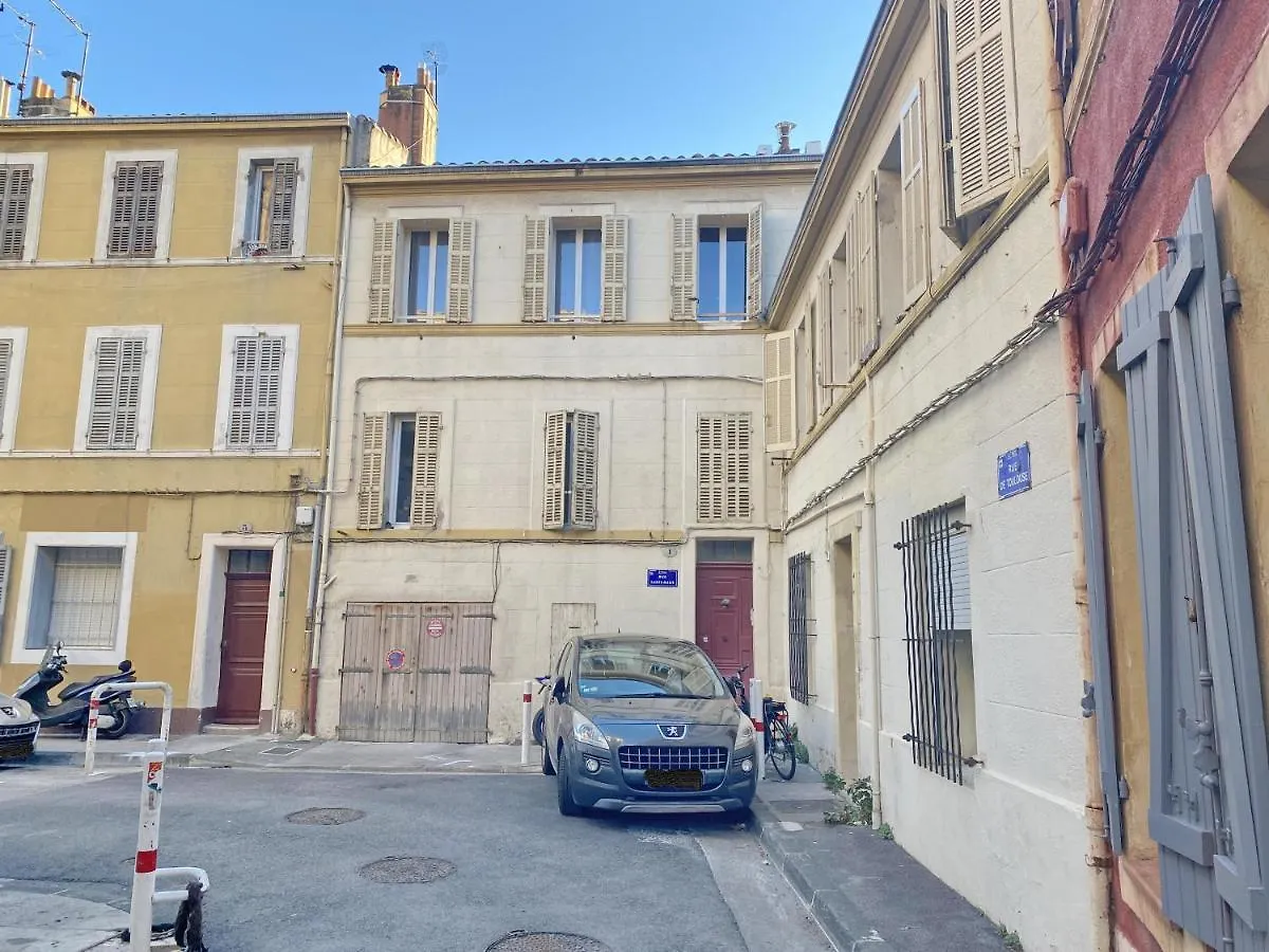 Appartement Atypique 1827 à Marseille 0*,
